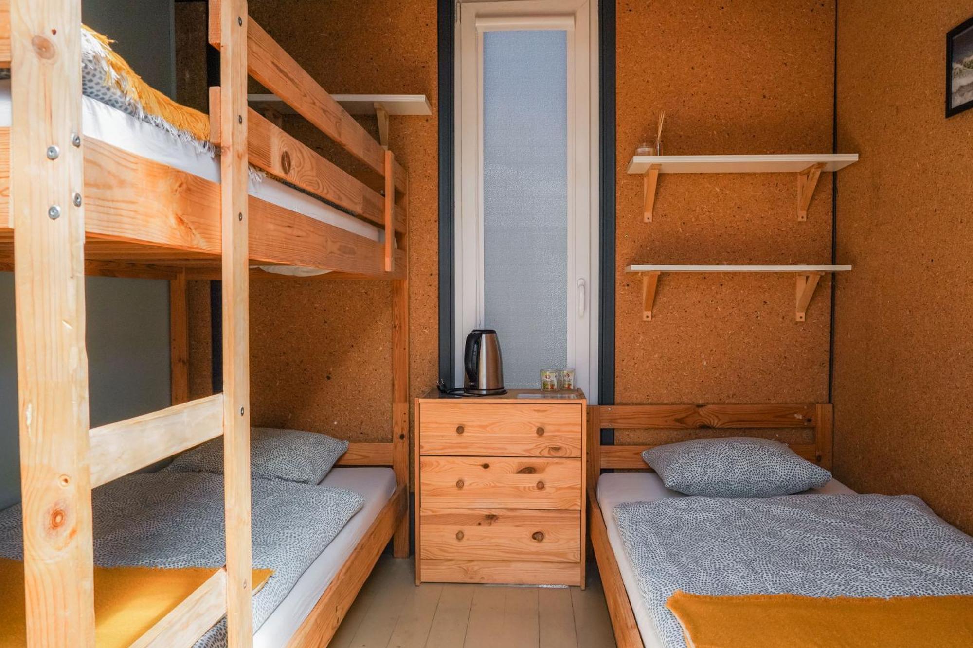 Pokoje Surf People Hostel Wladyslawowo Bagian luar foto