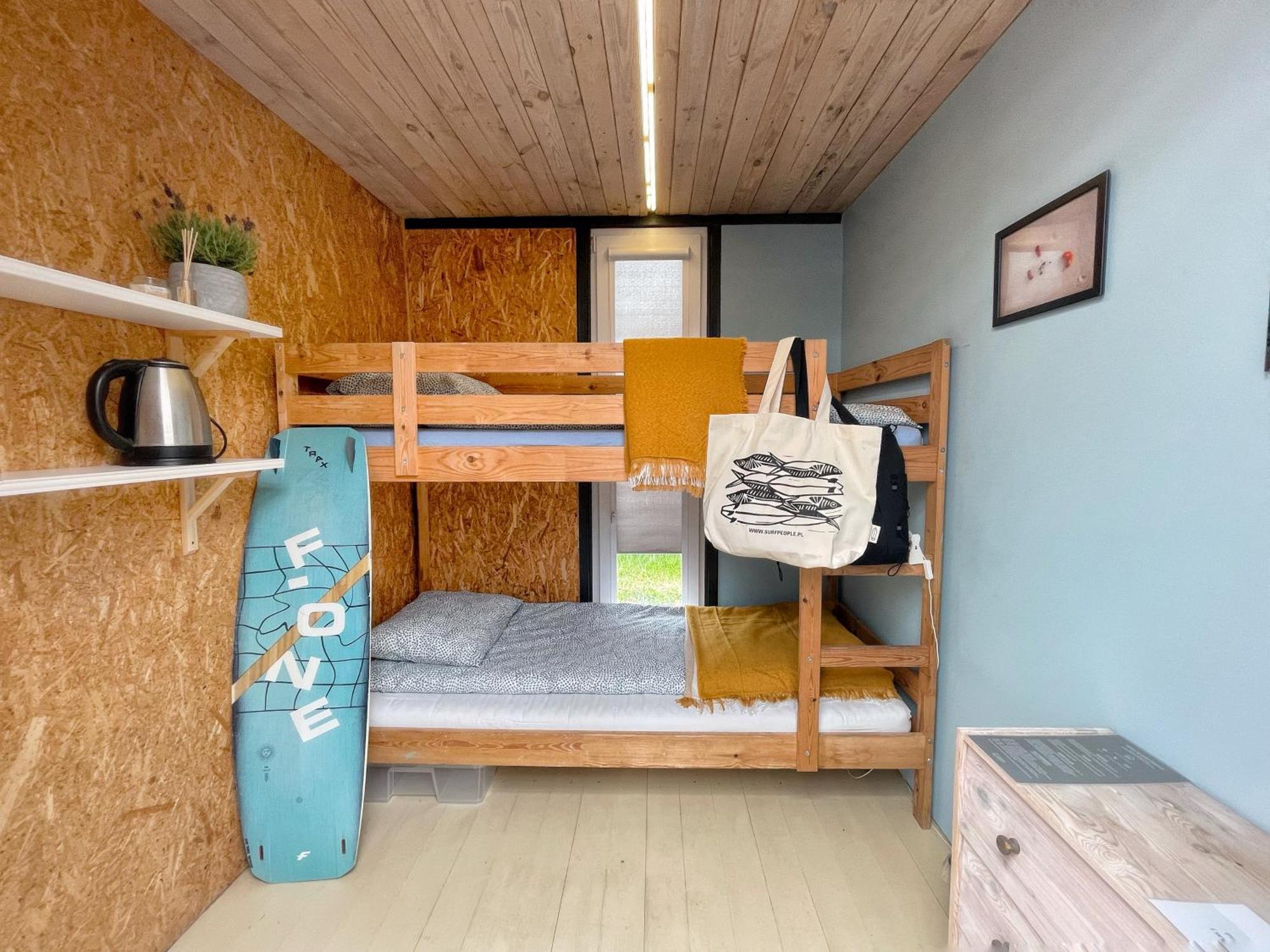 Pokoje Surf People Hostel Wladyslawowo Bagian luar foto